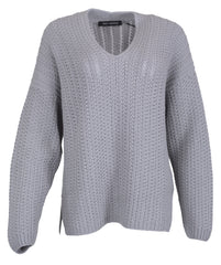 Iris von Arnim V-Pulli